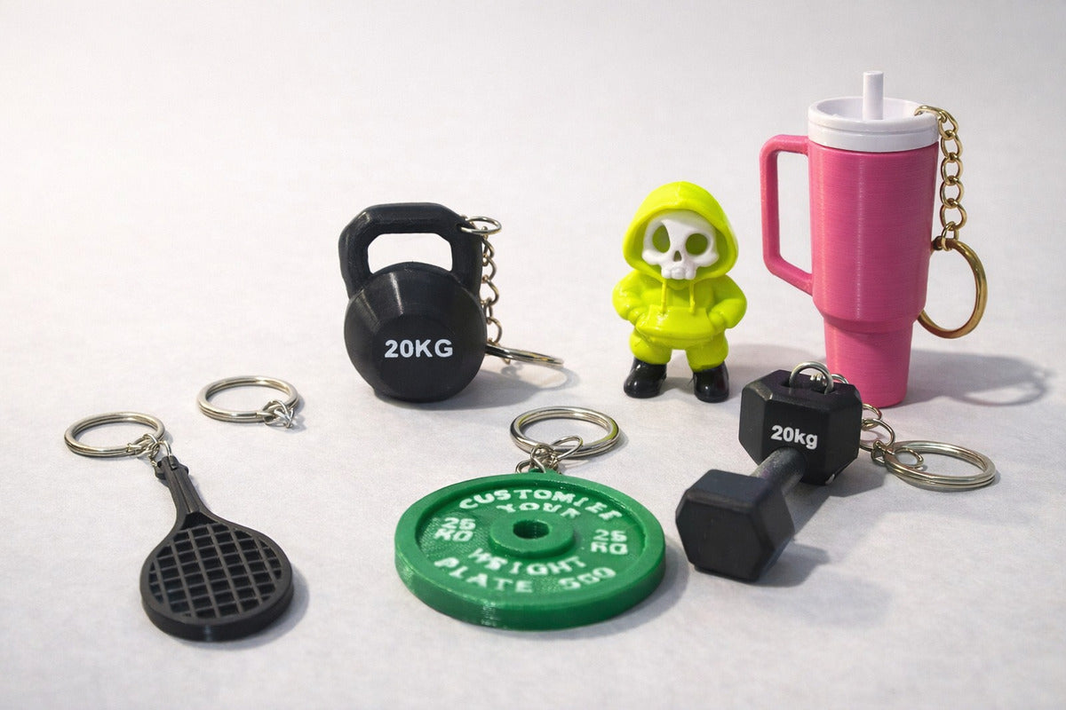 Kit 6 3D Sports Keychains Assorted Colors