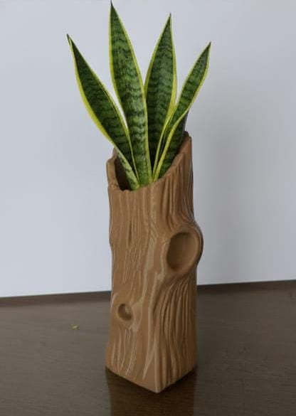 3D Brown Tree Trunk Decorative Vase 18 cm x 6 cm