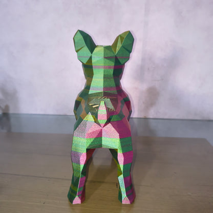 Escultura Cachorro Geométrico Tri Color – 25 cm